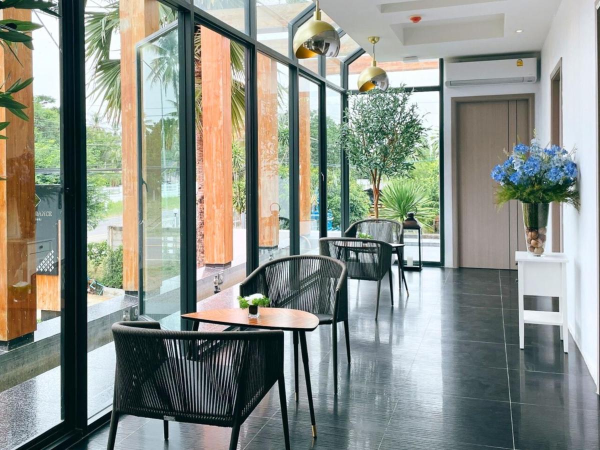 Sand Dance Hotel Prachuap Khiri Khan Ngoại thất bức ảnh