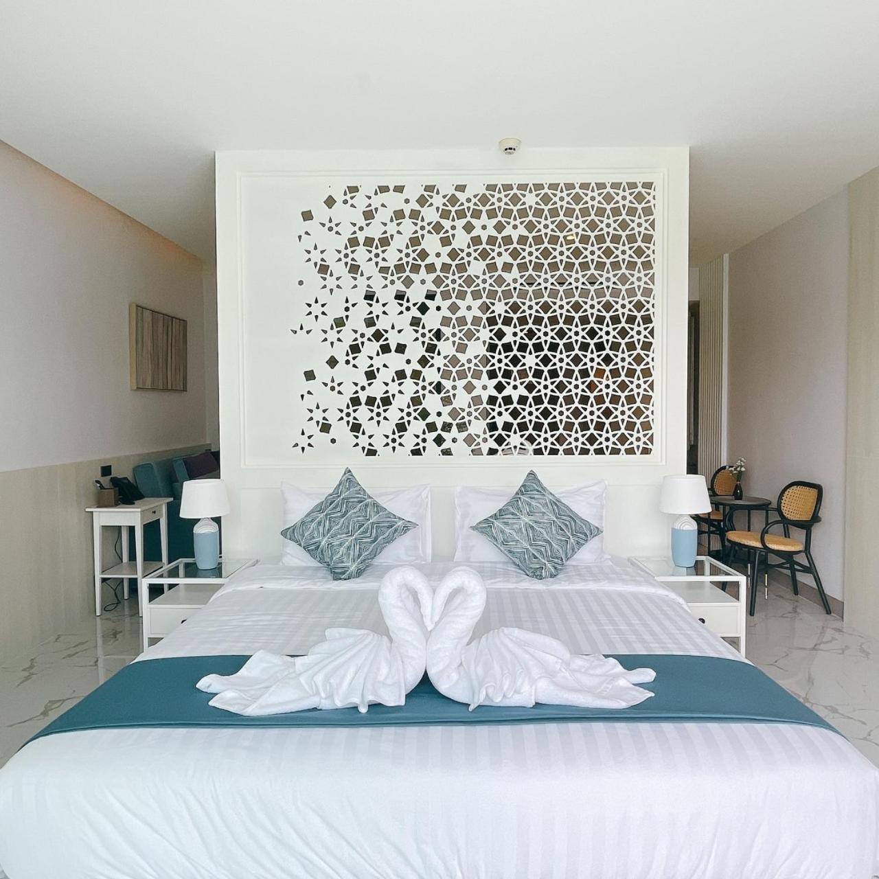 Sand Dance Hotel Prachuap Khiri Khan Ngoại thất bức ảnh